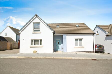 Campion Way, 3 bedroom Detached House for sale, £375,000
